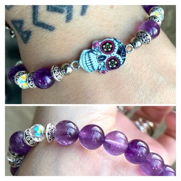 π΄β SALE ! red dot items are 2 for $25 . Bundle more than 3 and its $10 each π - Picture 6 of 15